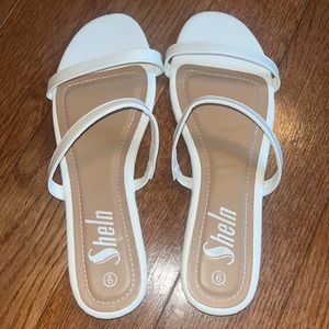 NWOT Shein white sandals women’s size 9
